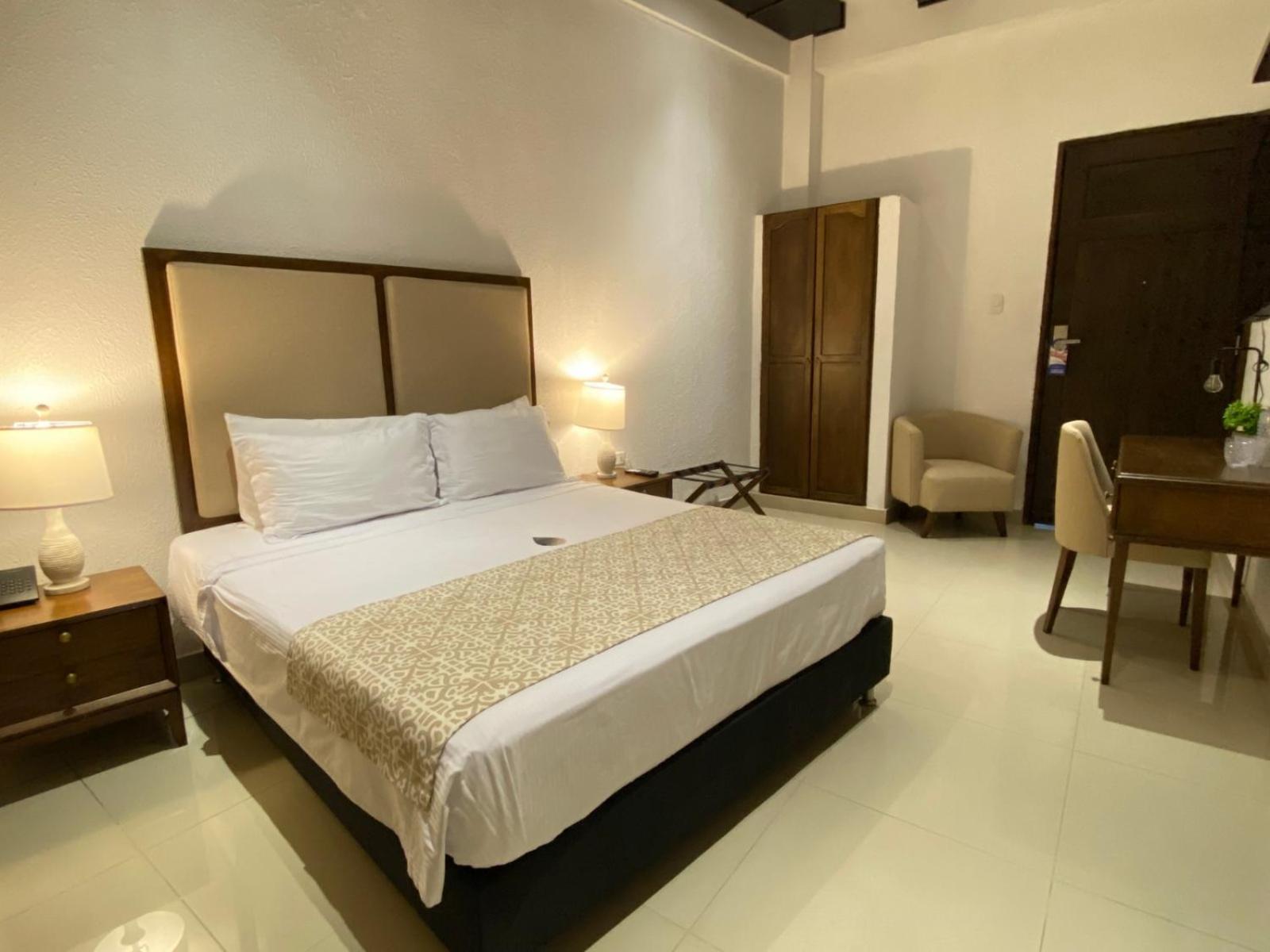 Hotel Dorado Plaza Centro Historico Cartagena Kültér fotó
