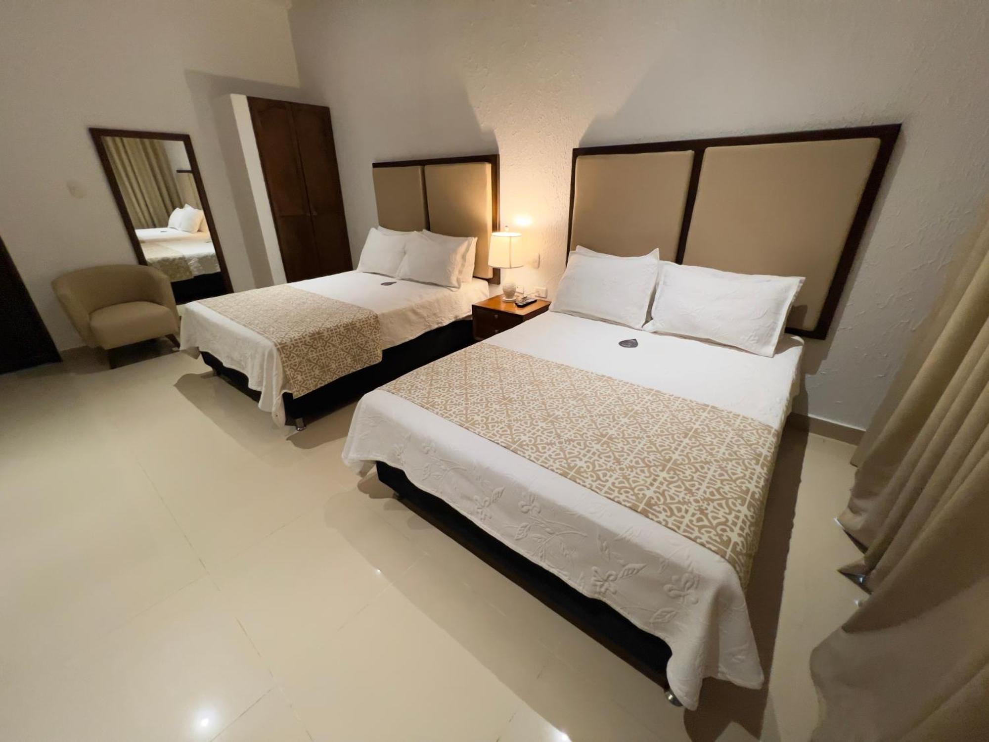 Hotel Dorado Plaza Centro Historico Cartagena Kültér fotó